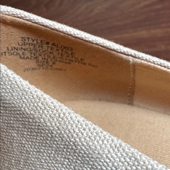 J. Crew Factory Cream Espadrille Shoes Size 8 - Picture 5 of 10